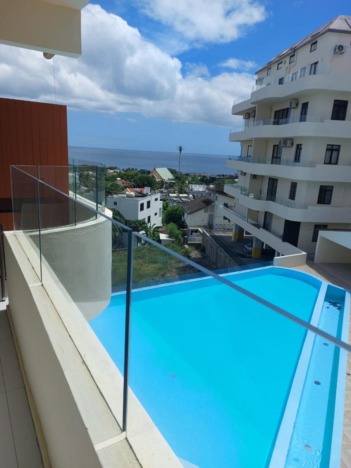 Seaview Cozy Nest Apartment Flic en Flac Exterior foto
